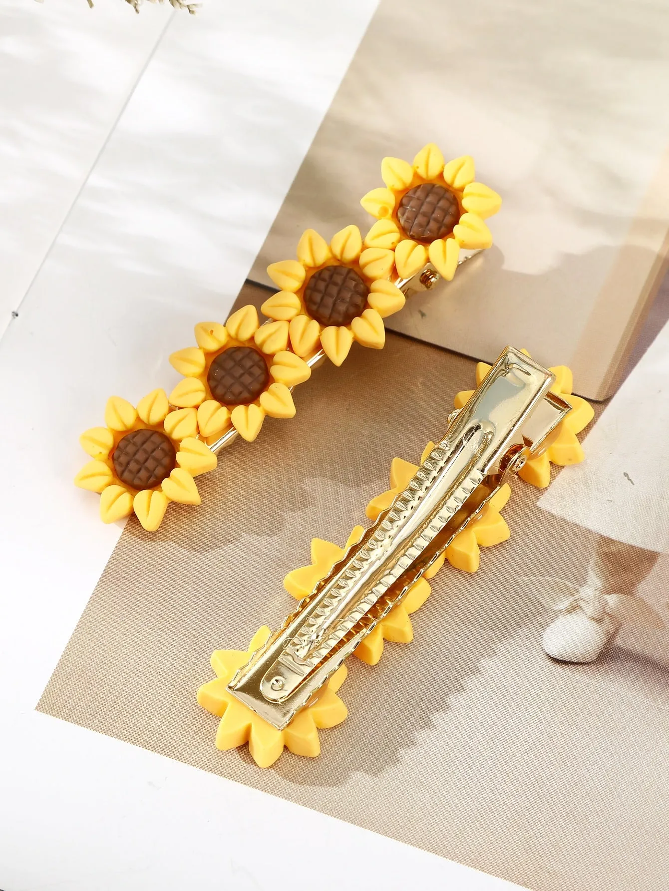 2pcs Sunflower Hair Clips for Women Barrette Styling Hair Accessories