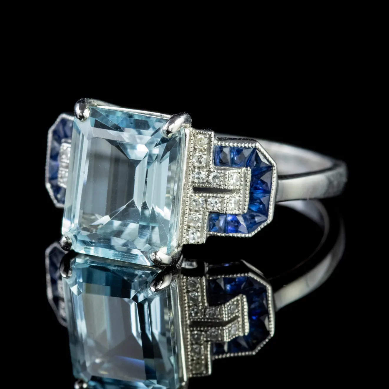 Aquamarine Diamond Sapphire Ring 18Ct White Gold