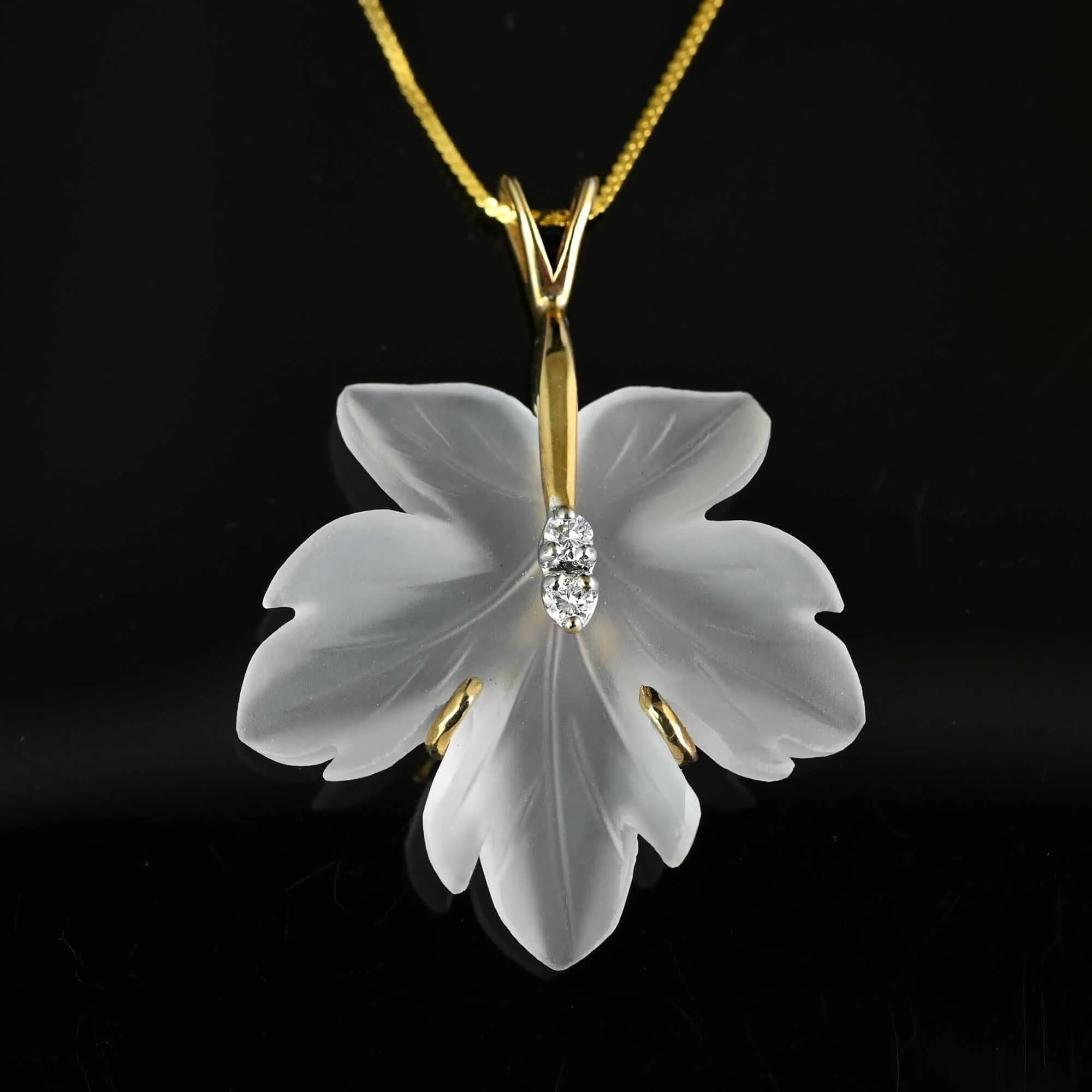 Exquisite 14K Gold Carved Rock Crystal Maple Leaf Diamond Necklace