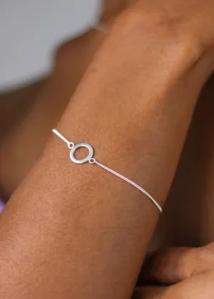 Hollow Circle Bracelet In Silver