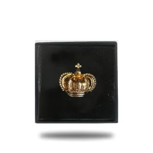 Small crown pin