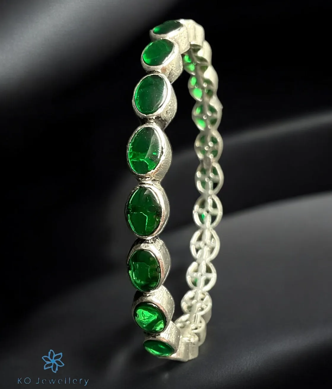 The Classic Oval Silver Kemp Bangle (Green/Oxidised/Size 2.2/2.4/2.6/2.8)