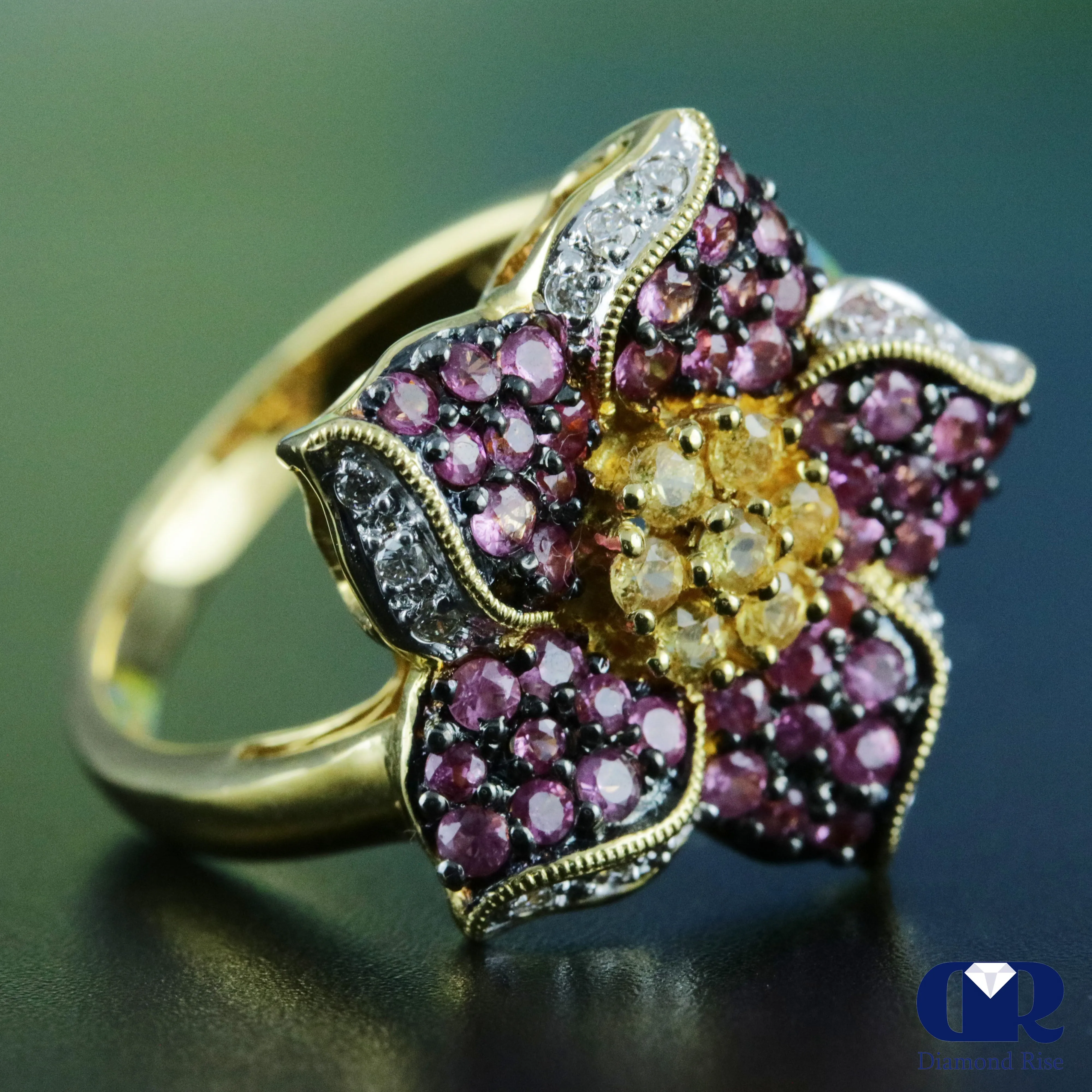 Women's Diamond & Sapphire Flower Style Right Hand Ring Cocktail Ring In 18K Yellow Gold